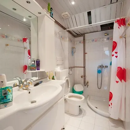 Aphrodite - Beachfront House - Recently Renovated 펜션