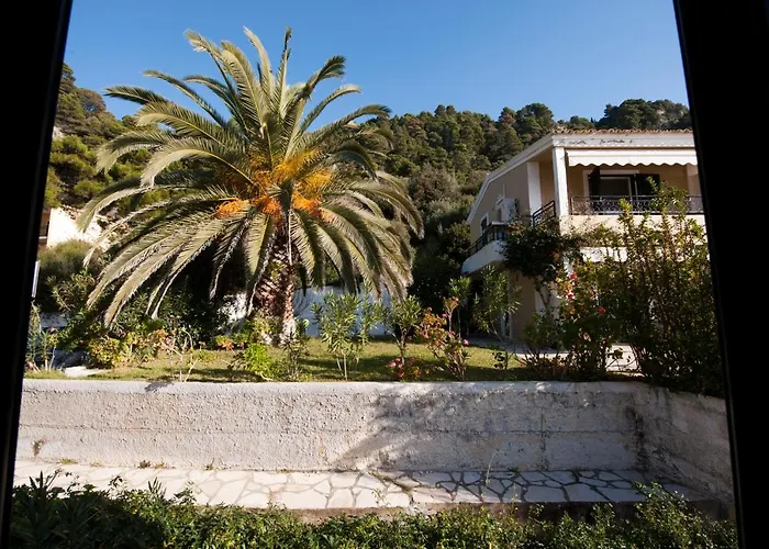 Aphrodite - Beachfront House - Recently Renovated Casa vacanze