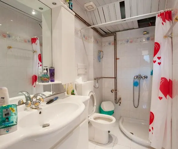 Aphrodite - Beachfront House - Recently Renovated 度假居